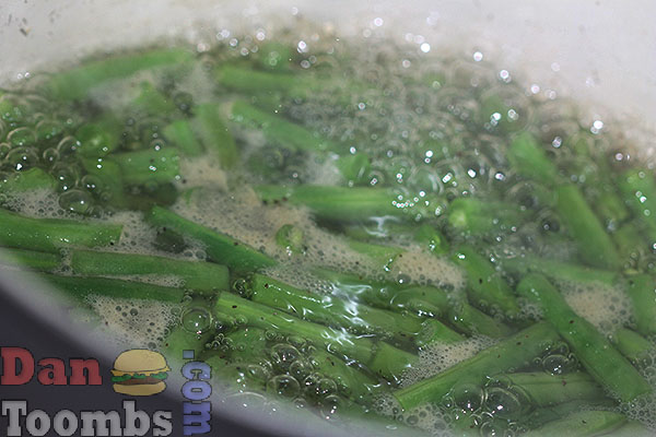 Simmering the green beans