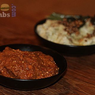 Fiery Hot Red Chilli Chutney For Dosas