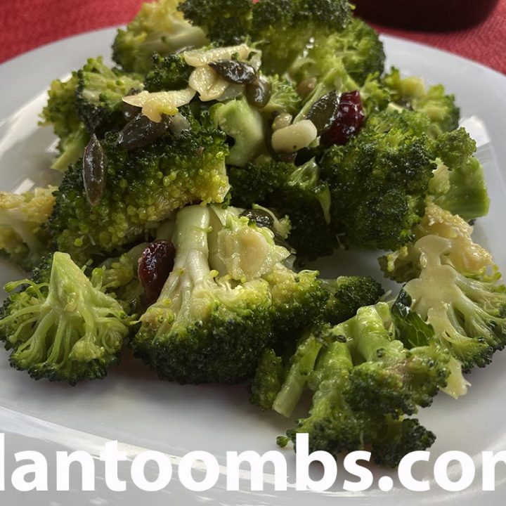the finished broccoli salad