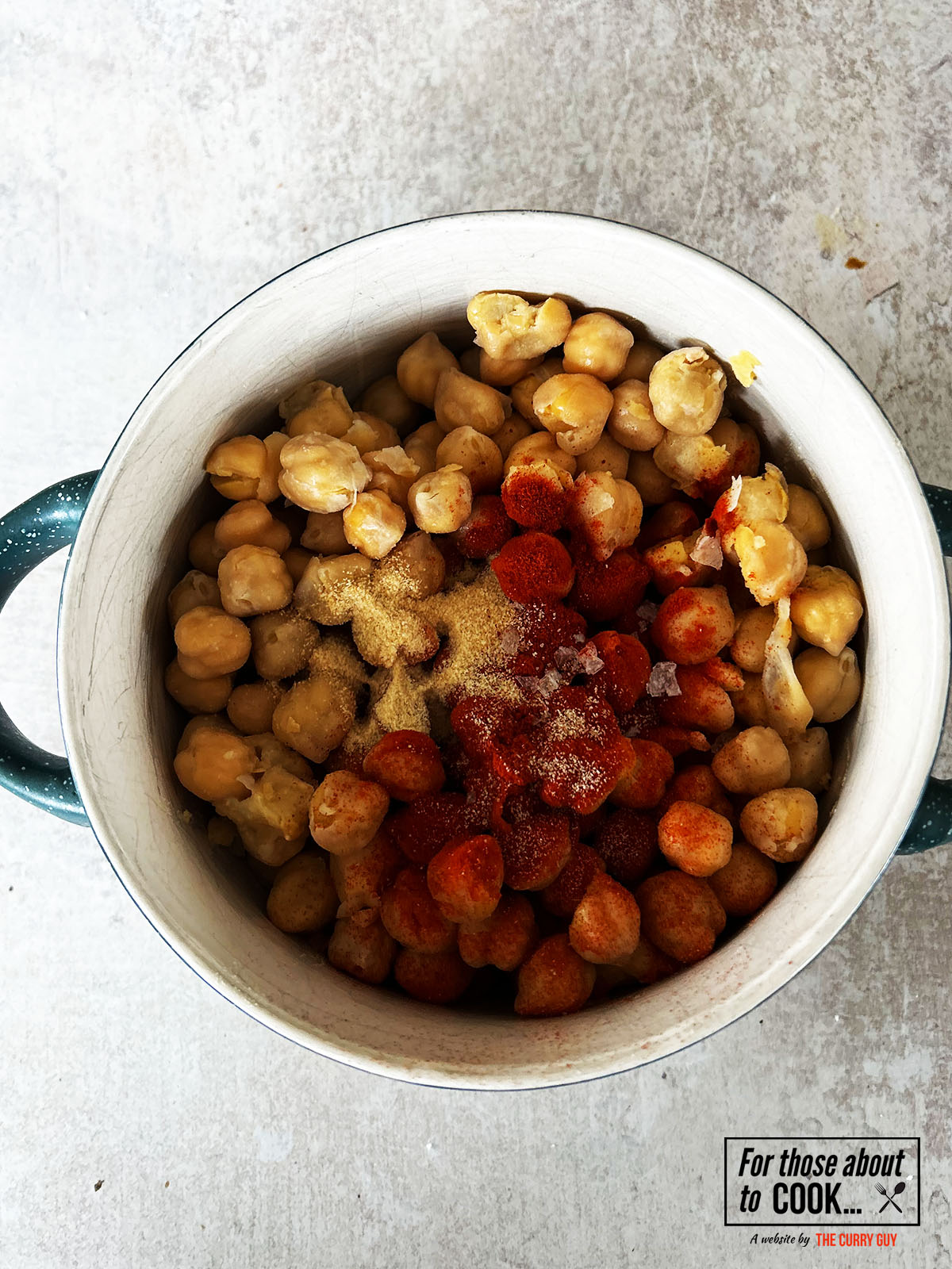 Chickpeas seasoned in a dish