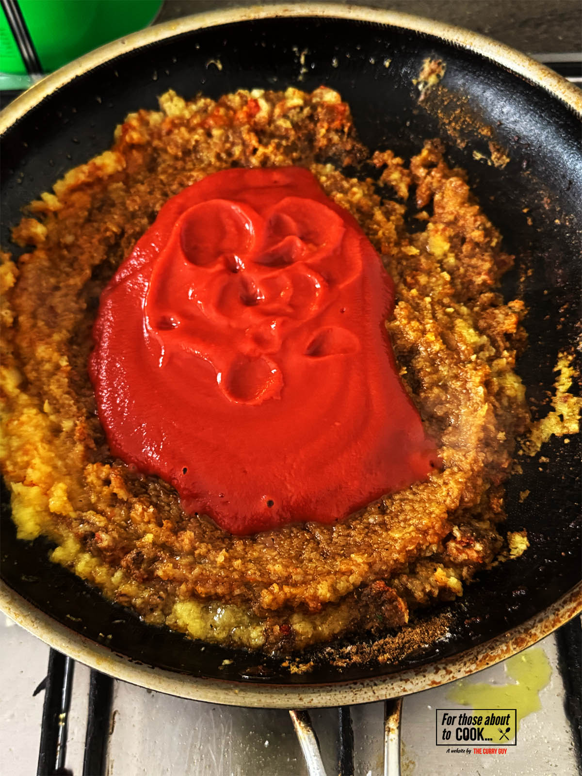 Stirring in the passata