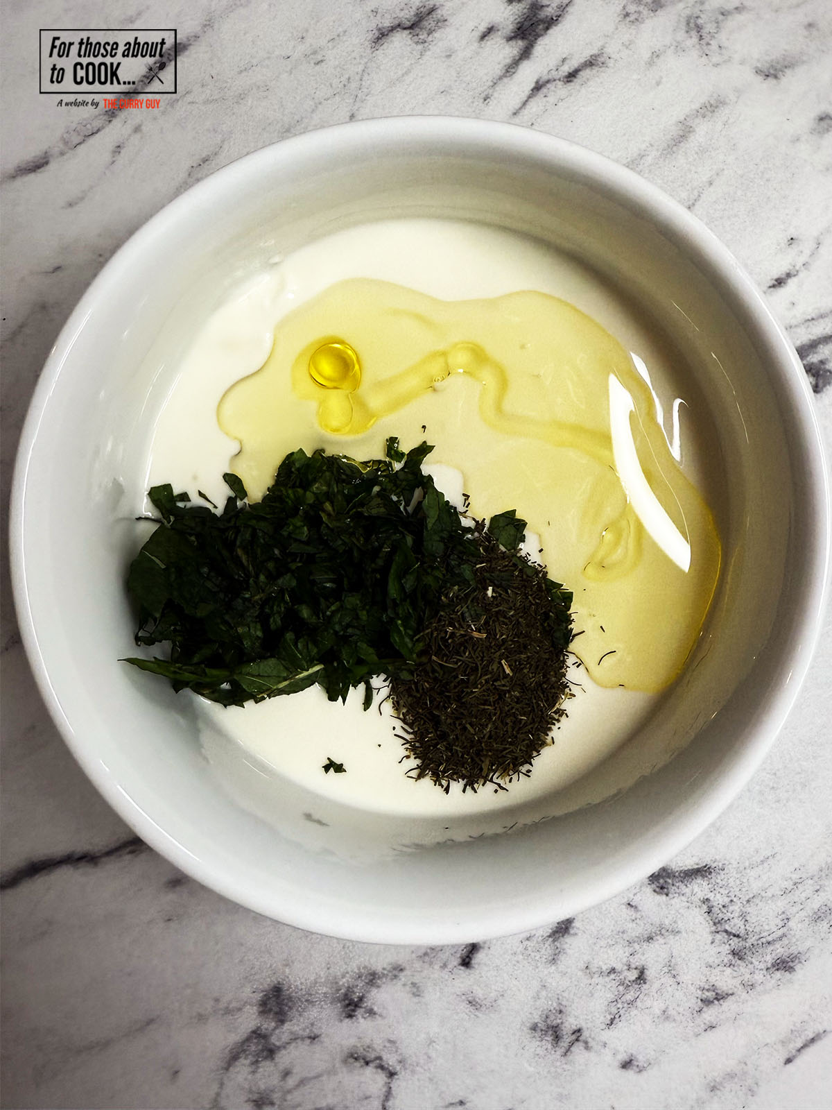 Ingredients for Labneh in a bowl