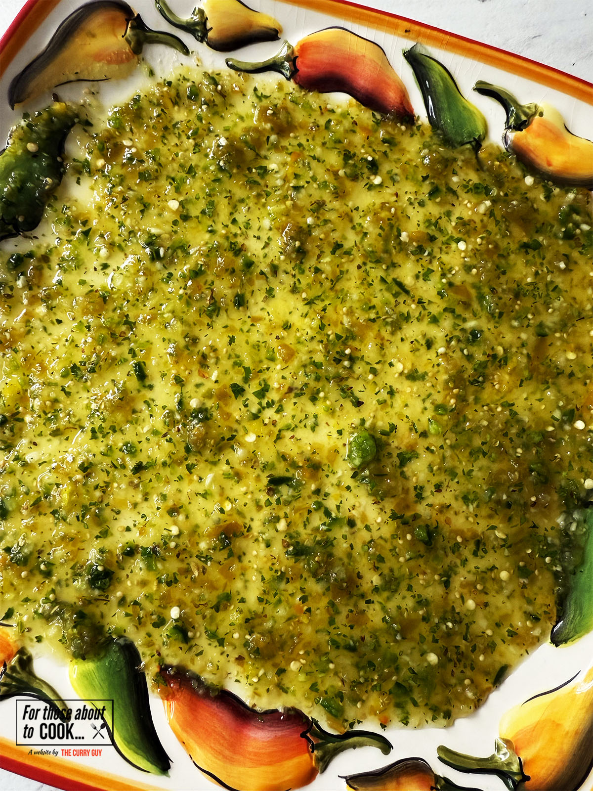 Salsa verde covering plate