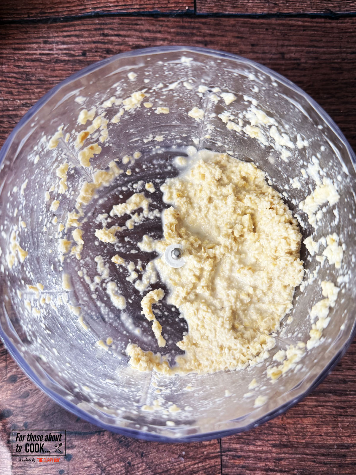 Nut pasta made in a blender